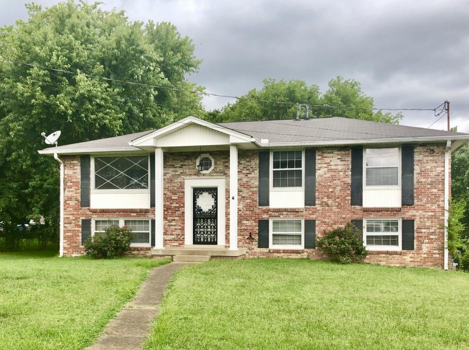 180 Chippendale Dr, Hendersonville, Tennessee 37075, Estados Unidos