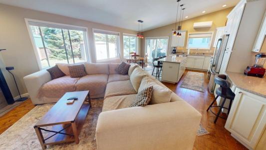 10869 W Higgins Lake Drive, Higgins Lake, Michigan 48629