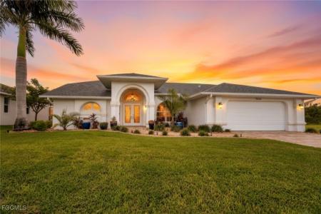 2310 SW 43rd Terrace, Cape Coral, Florida 33914, USA