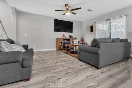 12060 Santa Fe Avenue, 4, Lynwood, קליפורניה 90262, ארצות הברית של אמריקה