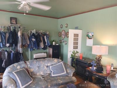 1079 Harbor Drive, Checotah, Oklahoma 74426, États-Unis