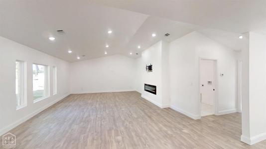 301 E Griffin Street, Harrisburg, 阿肯色州 72432, 美國