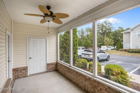 1902 Covengton Way #103, Greenville, ノースカロライナ 27858, アメリカ合衆国