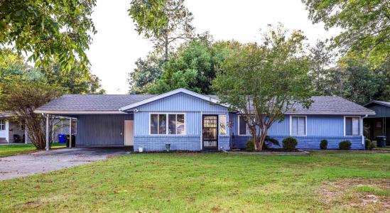 1317 Fairlane Drive, Conway, Arkansas 72034, USA