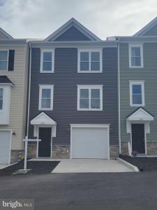 328 W 11th Street, Front Royal, 弗吉尼亚州 22630, 美国