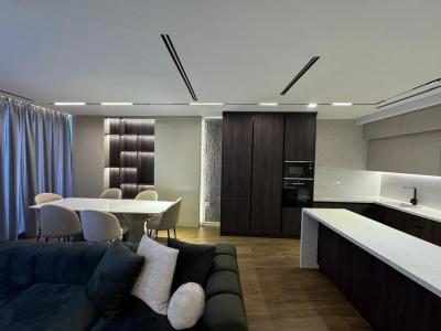 Liqeni i Tiranës, Tirana, Albania