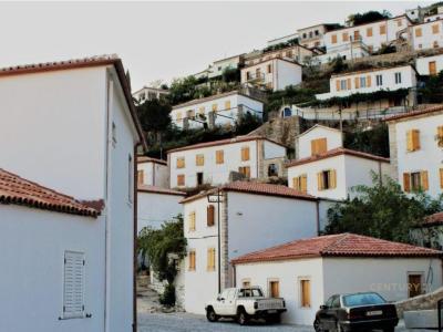 Himarë, Himarë, Albania