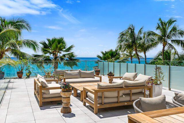 207, TIDES BEACHFRONT 4 BED CONDO WITH TERRACE, South Sound, Grand Cayman, Isole Cayman