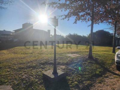 Chazarreta, esquina Hilario Cuadros , General Rodríguez, GBA Oeste 00001, Argentina