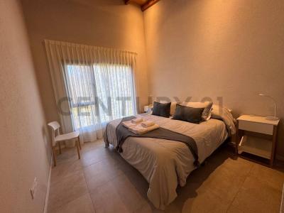 Las Frutillas 1109, Villa La Angostura, Neuquén 8407, Argentina