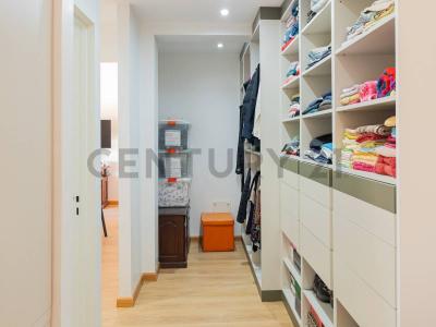 Alsina 1100, Monserrat, Capital Federal 00001, Argentinien