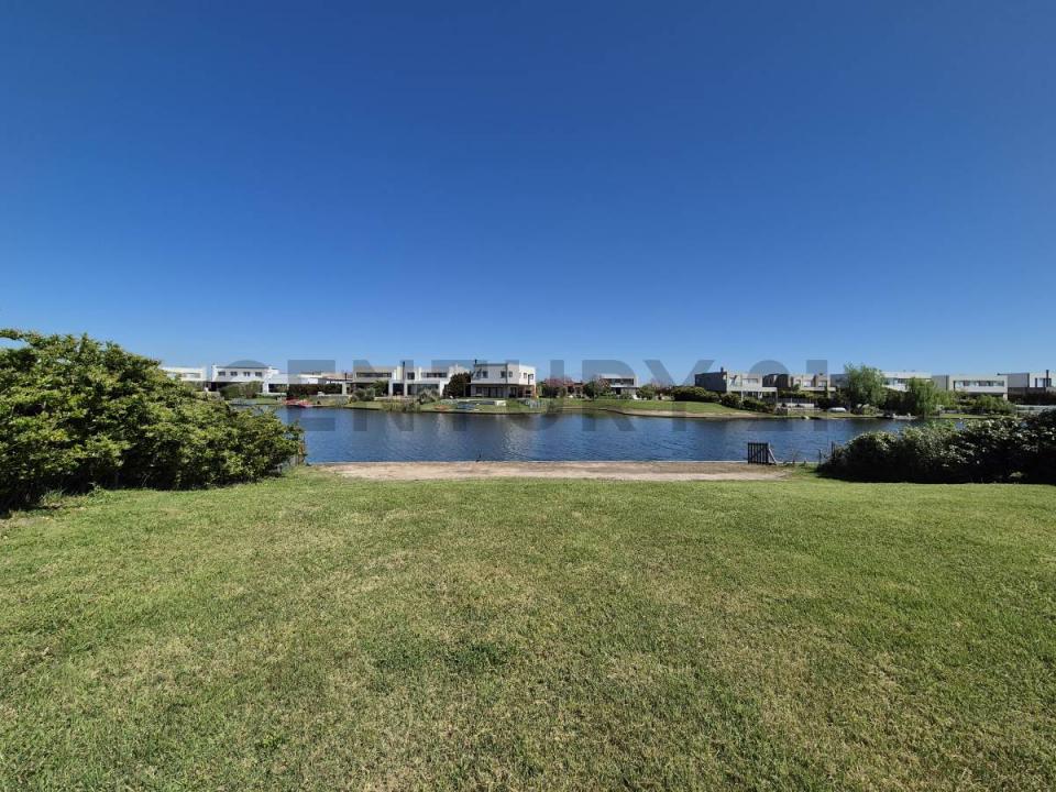 Av. de los lagos 100, Escobar, GBA Norte 00001, 阿根廷