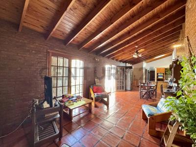 Piccione 2189, Tres De Febrero, GBA Oeste 1684, Argentina