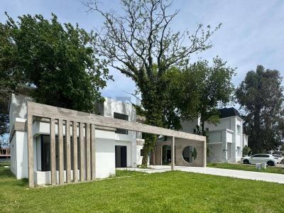 152 6300, Berazategui, GBA Sur 1885, Argentine