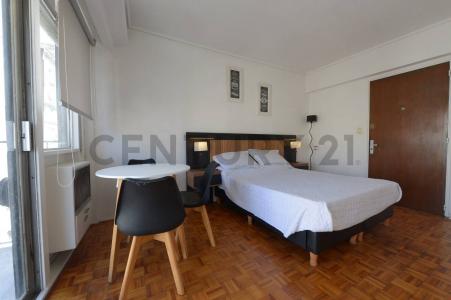 Viamonte 900 , Retiro, Capital Federal 1053, Argentine