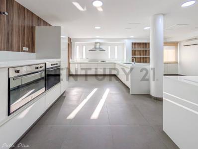 elvira de mendoza , Sur, Santa Cruz 00001, Bolivia