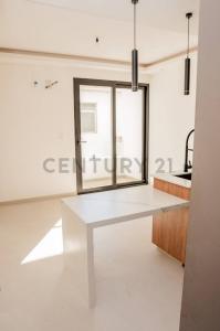 Spazios I , Equipetrol, Santa Cruz 00001, Bolivia