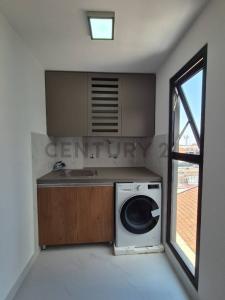 melchor pinto segundo anillo , Este, Santa Cruz 0000, Bolivia