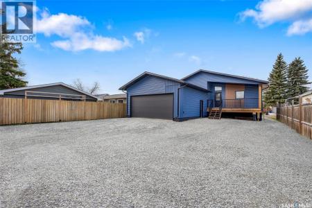 624 11TH STREET, Humboldt, Saskatchewan S0K 2A0, Canada