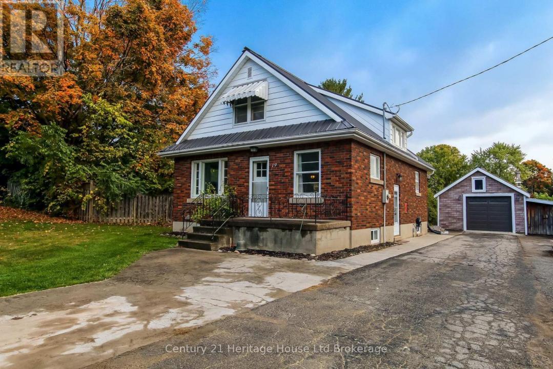 19 KING STREET, South-west Oxford (beachville), Ontario N0J 1A0, Canada