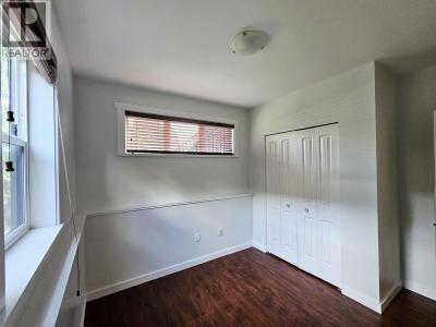 823 EDINBURGH STREET, New Westminster, British Columbia V3M 2V2, Canada