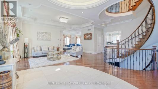 128 GARDEN AVENUE, Richmond Hill (south Richvale), 온타리오주 L4C 6M1, 캐나다