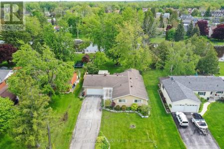 9 PINETREE COURT, Ramara, オンタリオ L0K 1B0, カナダ