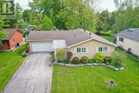 9 PINETREE COURT, Ramara, オンタリオ L0K 1B0, カナダ