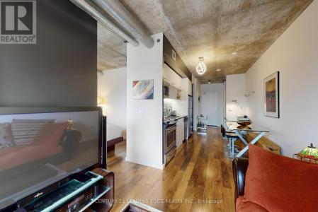 51 TROLLEY CRESCENT, Toronto (moss Park), Ontario M5A 0E9, Canada