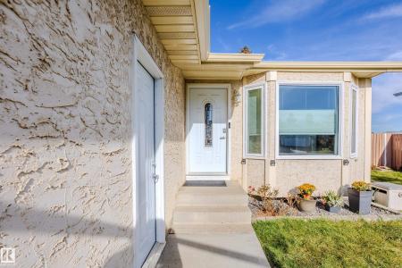 8808 102 AVENUE, Morinville, Alberta T8R 1B7, Canada