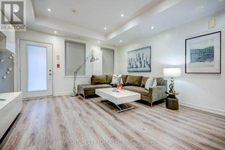 867 WILSON AVENUE, Toronto (downsview-roding-cfb), Ontario M3K 0A4, Canada