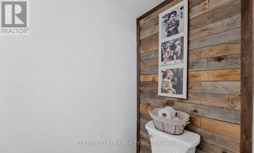 299 MILESTONE CRESCENT, Aurora (aurora Village), Ontario L4G 3M2, Canada