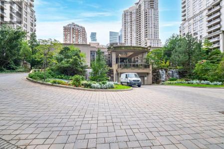 3880 DUKE OF YORK BOULEVARD, Mississauga (city Centre), Ontario L5B 4M7, Canada
