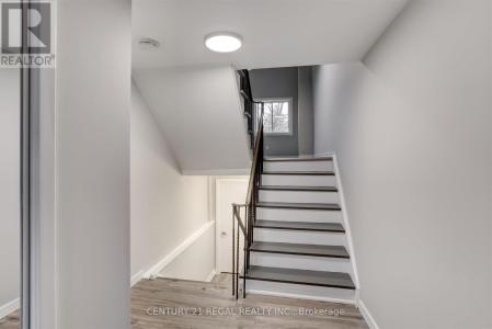 2145 SHEROBEE ROAD, Mississauga (cooksville), Ontario L5A 3G8, Canada