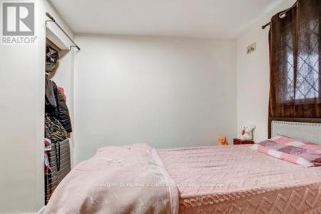 10 GIVINS STREET, Woodstock (woodstock - North), Ontario N4S 5Y7, Canadá