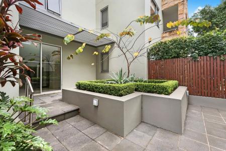 301/2A Eulbertie Avenue, Warrawee, NSW 2074, Australia