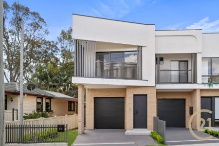 51A Brallos Avenue, Holsworthy, NSW 2173, Australia