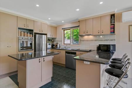 24 Warruga Street, Mapleton, QLD 4560, Australia