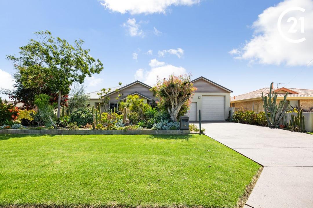 14 Jipse Crescent, East Bunbury, WA 6230, Australia