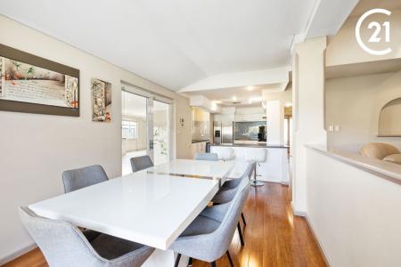 14 Jipse Crescent, East Bunbury, WA 6230, Australia