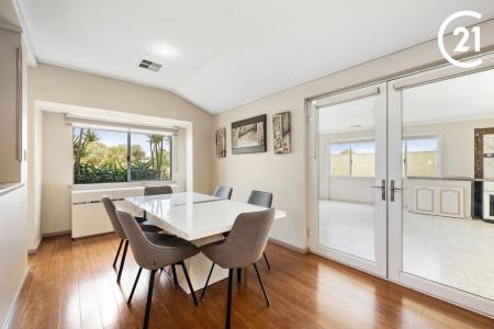 14 Jipse Crescent, East Bunbury, WA 6230, Australia