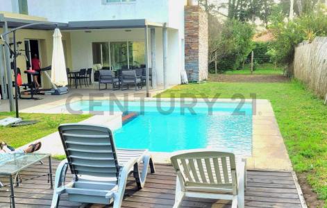 Berverly Hills 0, Punta del Este, Maldonado 00001, Uruguay