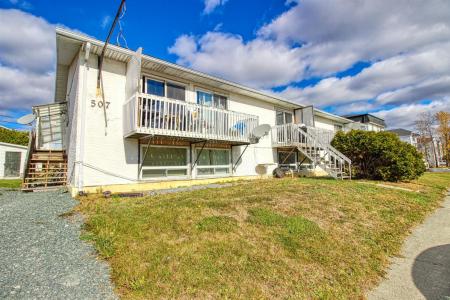 507-509  Rue Cardinal-Bégin E., Rouyn-Noranda, Quebec J9X 5P7, Canada