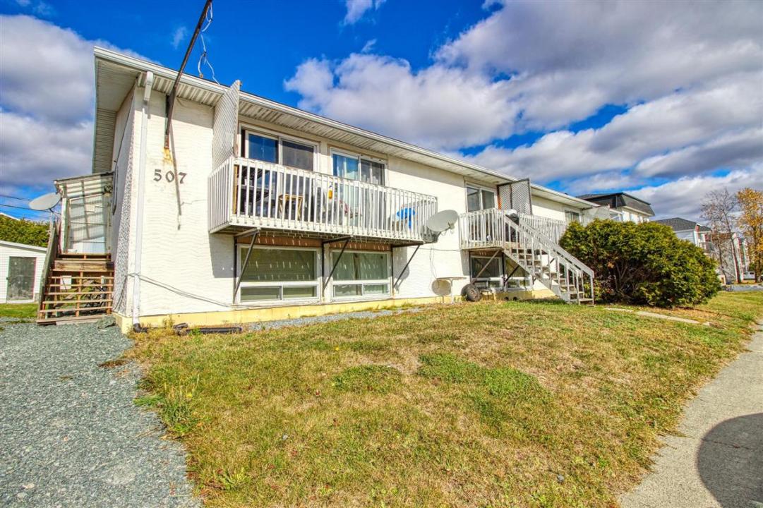 507-509 Rue Cardinal-Bégin E., Rouyn-Noranda, 魁北克省 J9X 5P7, 加拿大