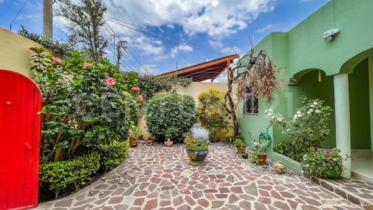 San Luis 433,, Chapala, Jalisco 45906, Mexico