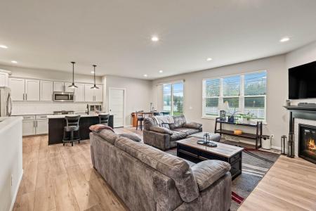 N55W20134 Magnolia Ln, Menomonee Falls, ولاية ويسكونسن 53051, الولايات المتحدة