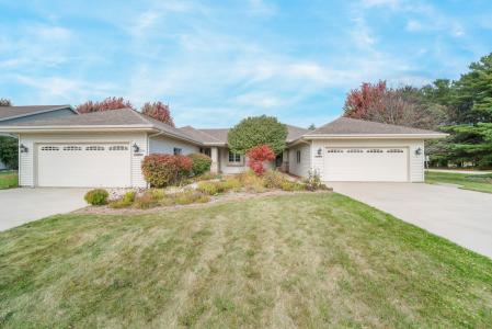 1935 Kaat Ln., Wilson, Wisconsin 53081, USA