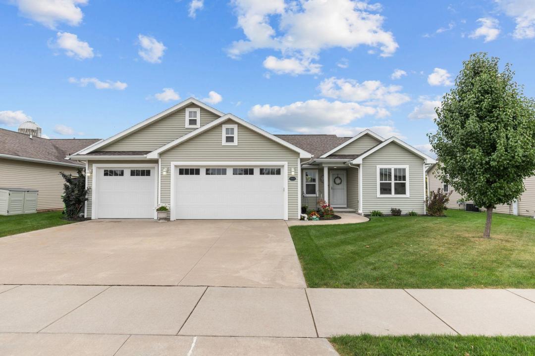 N9074 Papermaker Pass, Menasha, Wisconsin 54952, USA