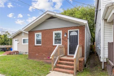 2509 Roanoke Ave, Newport News, Virginia 23607, USA