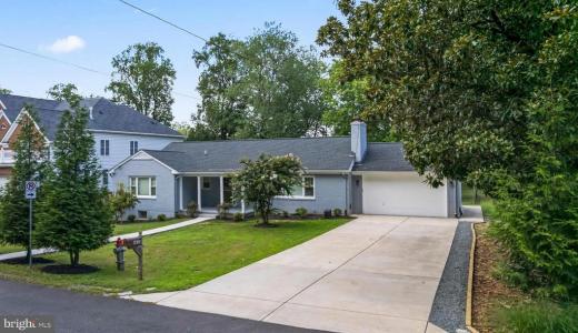 6616 Kirby Court, Falls Church, Virginia 22043, USA